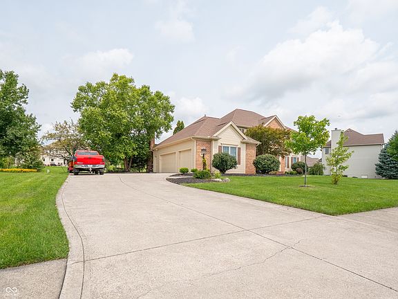 3rd image of 2232 Longleaf Dr
