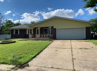 11609 Gwengreen Dr, Bridgeton, MO 63044