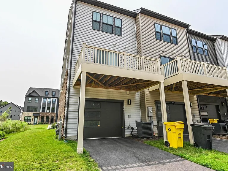 7221 Sprouse Ct — Photo 15