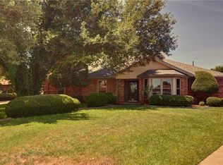 7409 Boca Raton Dr, North Richland Hills, TX 76182