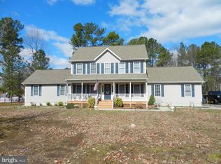 111 Azalea Rd, Colonial Beach, VA 22443