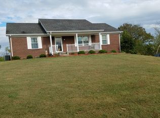 701 Martin Ln, Harrodsburg, KY 40330