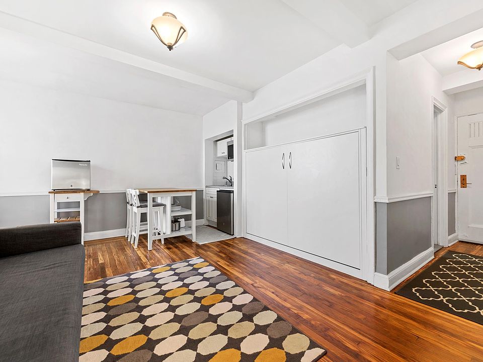 1st image of 5 Tudor City Pl APT 1130