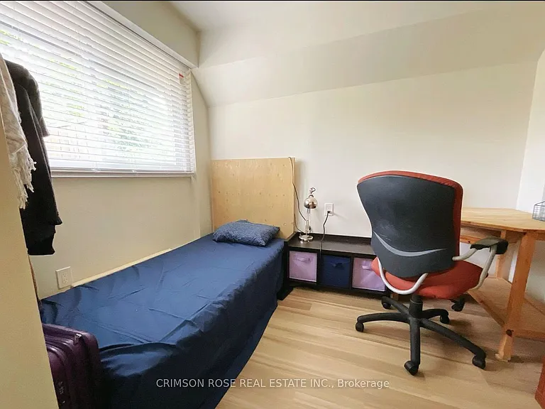 30 Orsett St #MAIN FL — Photo 15