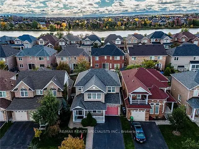 3 bed, $3,500 — Photo 2
