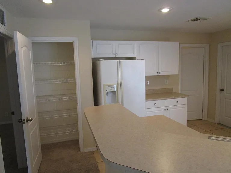 3514 NE 12th Ct — Photo 25