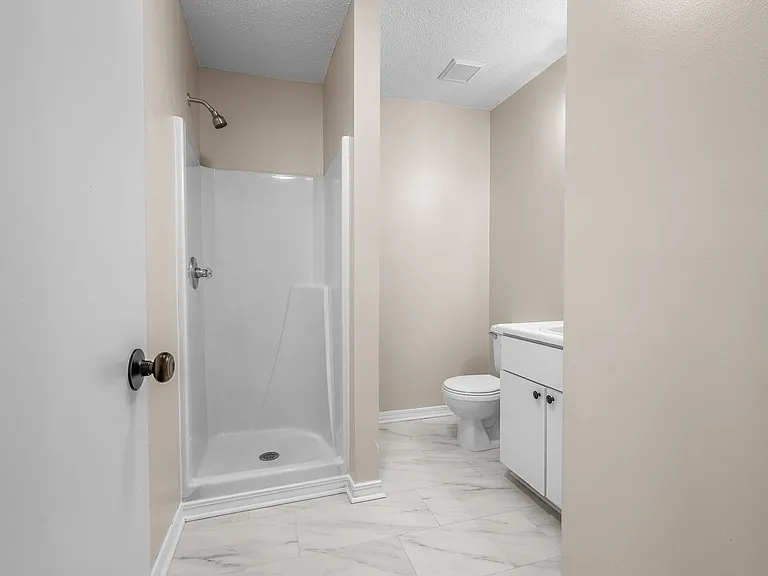 648 Virginia Oak Ct — Photo 10