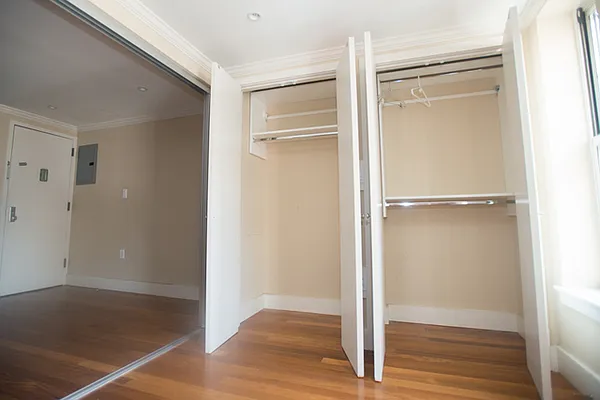 Rented by Compass | media 20