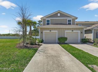 909 Capitol Pkwy, Jacksonville, FL 32218