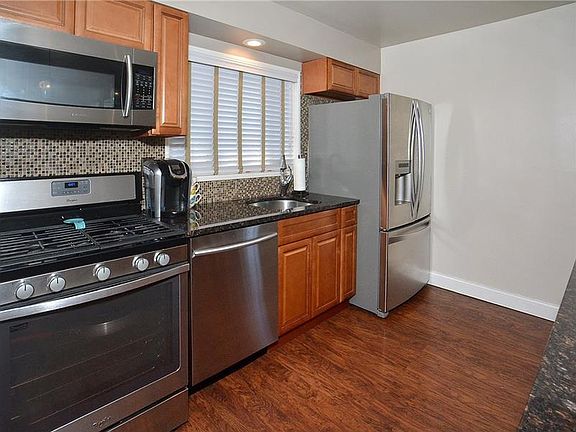 2nd image of 206 Oberdick Dr
