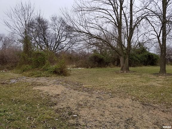 3rd image of 9420 E Il Highway 15