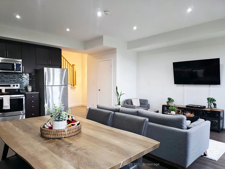 1555 Kingston Rd #417 — Photo 9