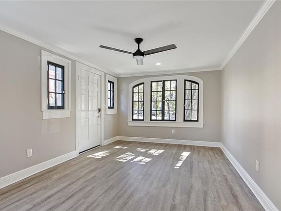 3rd image of 1400 Jena St
