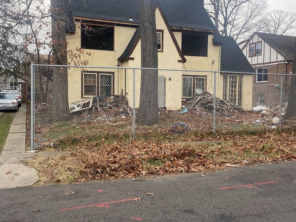 1st image of 112-39 176th St