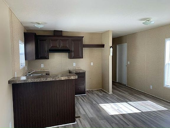 3rd image of 4707 Green Grass Pl #611