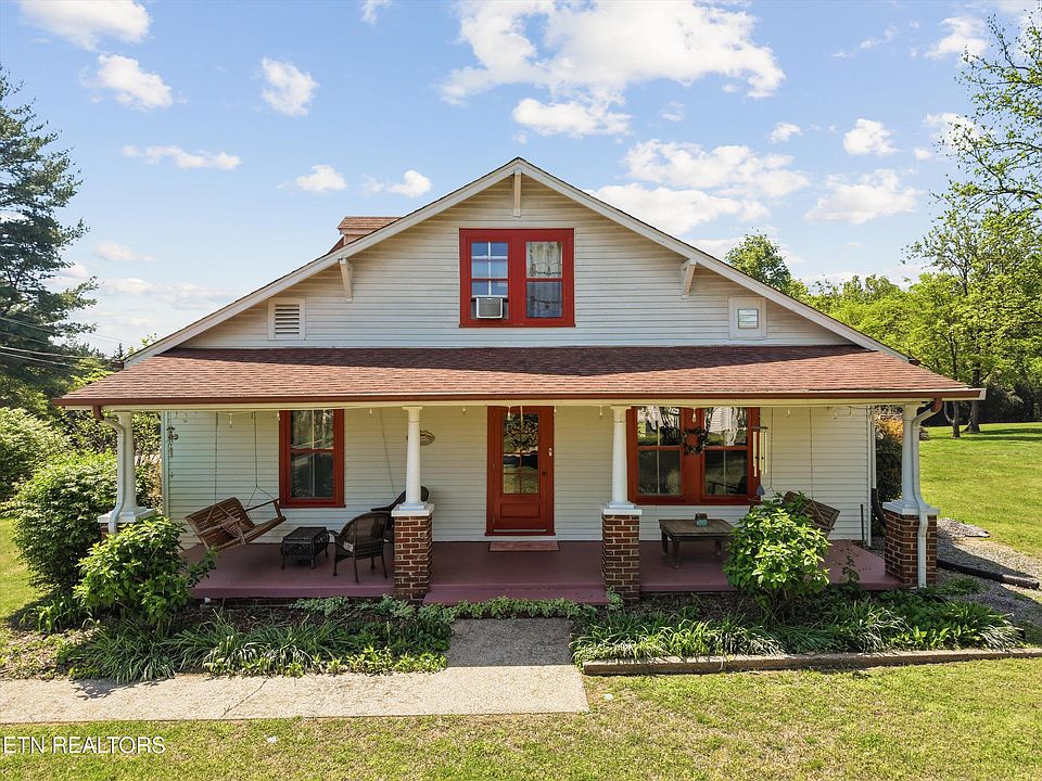 1st image of 1317 Michaels Ln