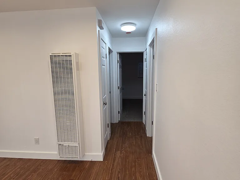 835 State St — Photo 16