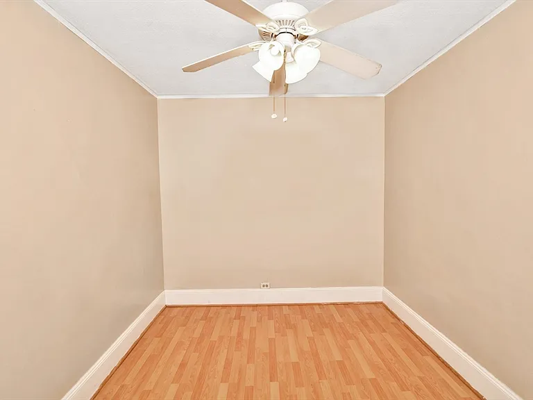 1877 Hyde Park Ave #3 — Photo 15