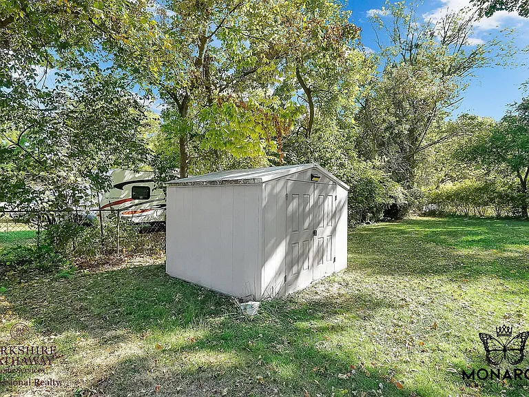 272 Collingwood Ave — Photo 44