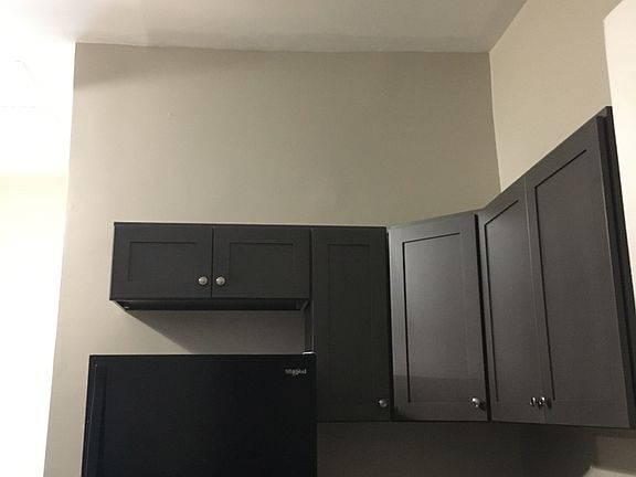 2nd image of 87 Main St APT 1