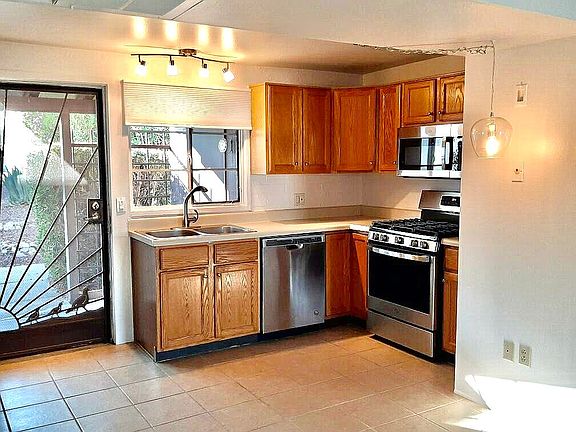 5th image of 436 S Paseo Madera Unit C
