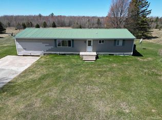 745 N Murphy Rd, Manistique, MI 49854
