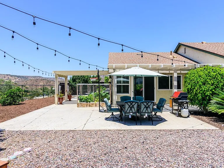 6555 Royal Gorge Ct — Photo 33