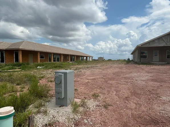 8215 Mejia Rd, Laredo, TX 78043