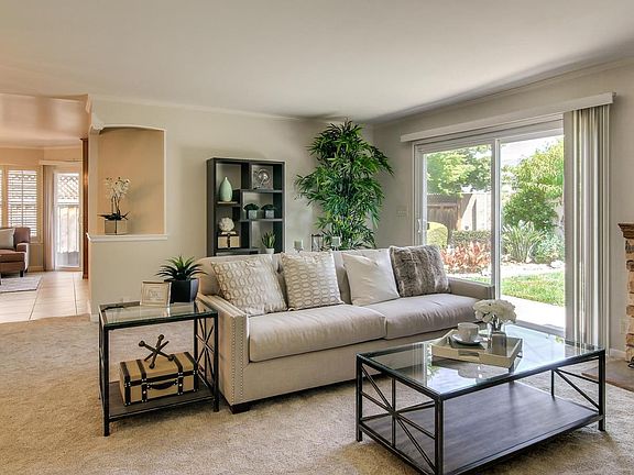 4th image of 803 Kozera Dr