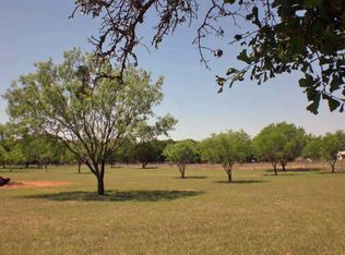 1085 Kneese Rd, Fredericksburg, TX 78624