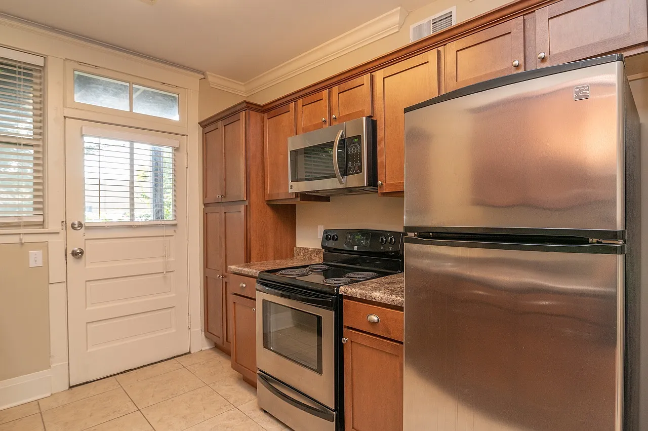315 Washington Street — Photo 1