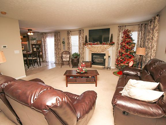 3rd image of 2013 Westborough Dr