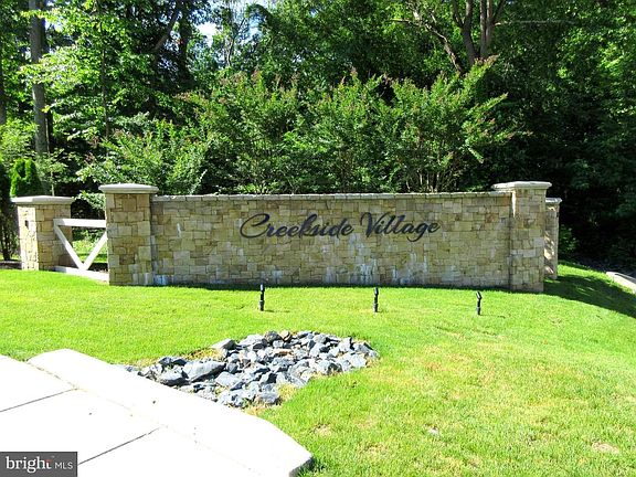 2nd image of 509 Fox River Hills Way