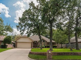 2006 Hunter Glade Ln, Arlington, TX 76012
