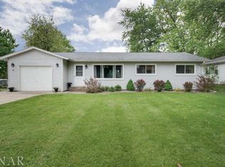 611 Meadow Ln, Le Roy, IL