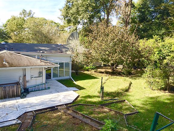 3rd image of 1155 Carolyn Sue Dr