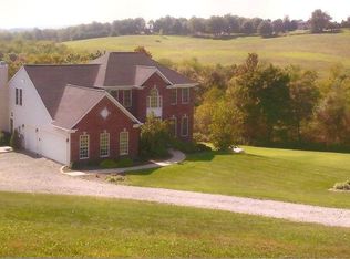 279 Royal Oak Dr, Butler, PA 16002