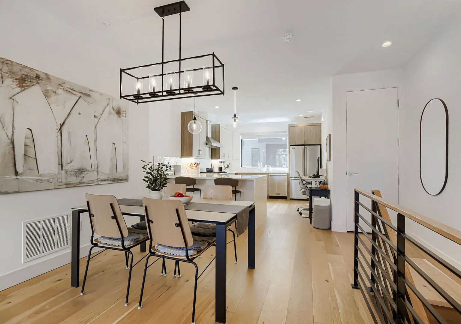 Stylish 2BR Boulder Retreat | Rooftop Deck & Prime Location — Photo 1