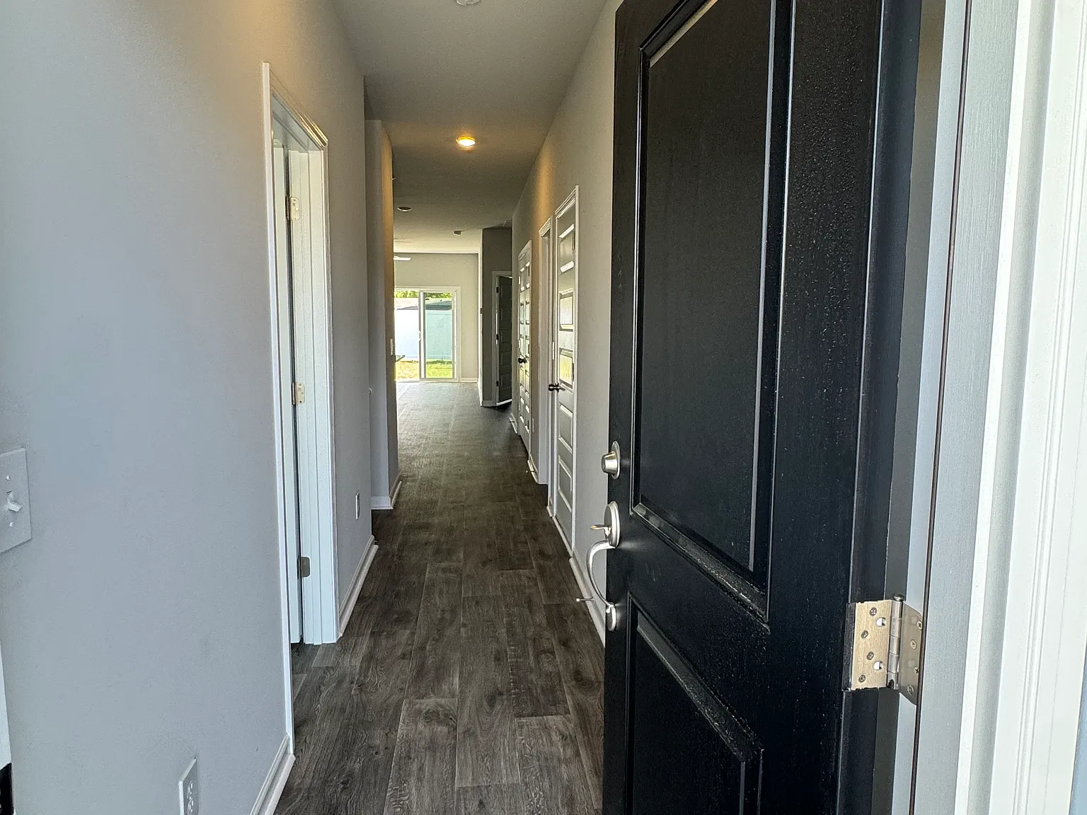 2049 Victory Way — Photo 4