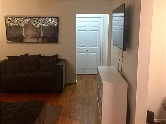 5th image of 136 N Chestnut St APT 7A