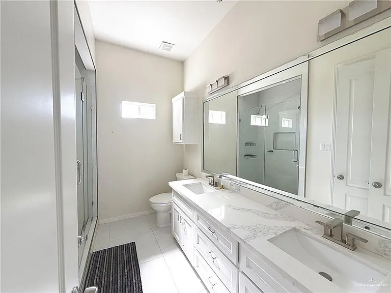 1100 W Fig Ave — Photo 24
