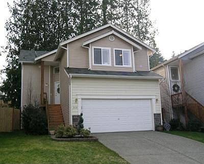 Homes sits at the end of culdesac