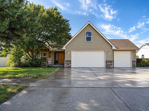 2nd image of 2729 W Porthill Ct