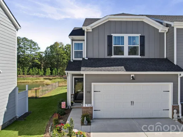 1712 Braemar Village Dr, Monroe, NC 28110