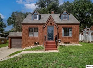 3904 N 48th St, Omaha, NE 68104