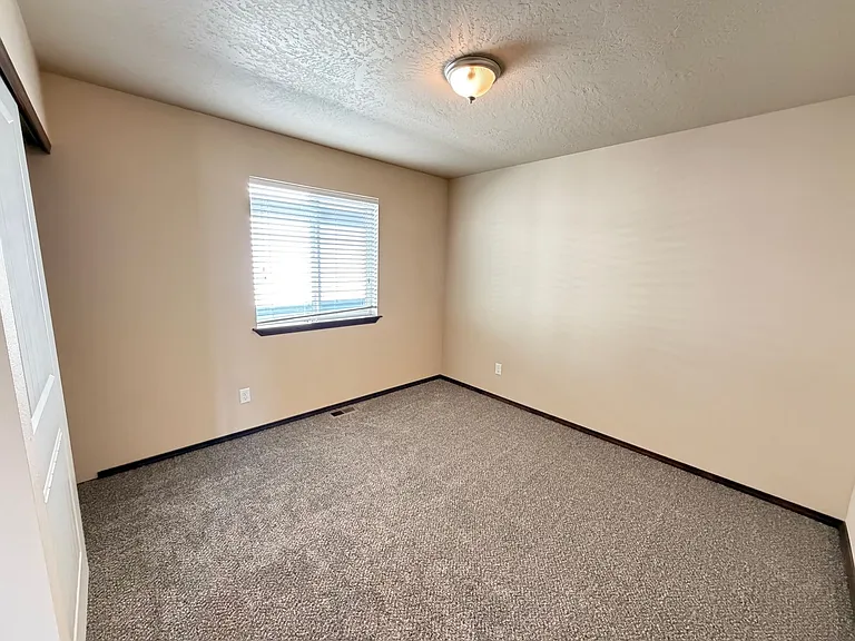 7808 W Kayak Ct — Photo 12