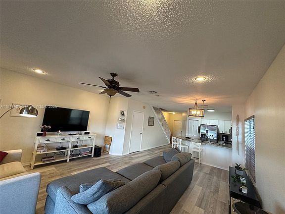 5th image of 12172 SW 5th Ct