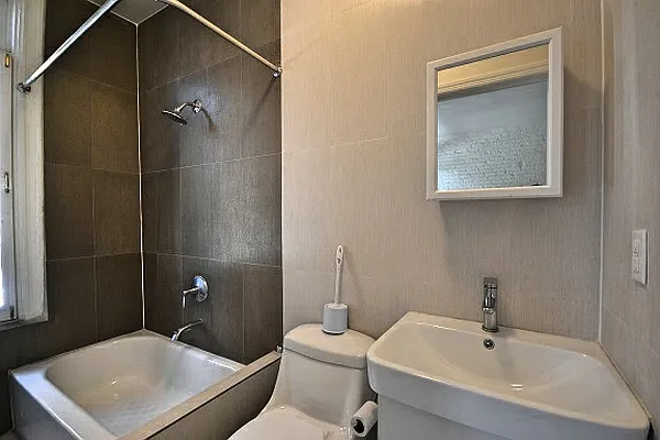 Rented by Bold New York | media 23