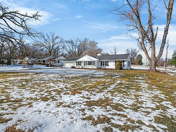 2nd image of 1605 Ashworth Rd