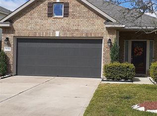 8111 Oxbow Manor Ln, Cypress, TX 77433